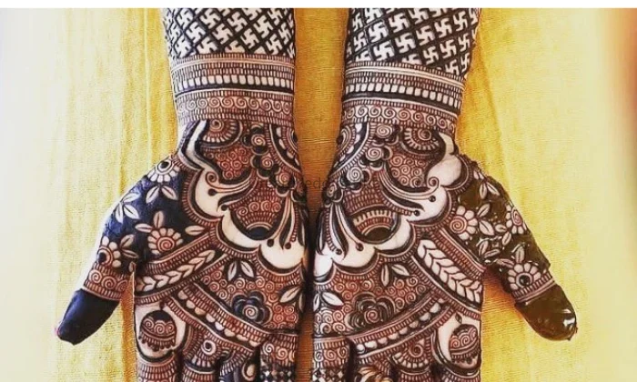 Mehendi Artist Arundhati
